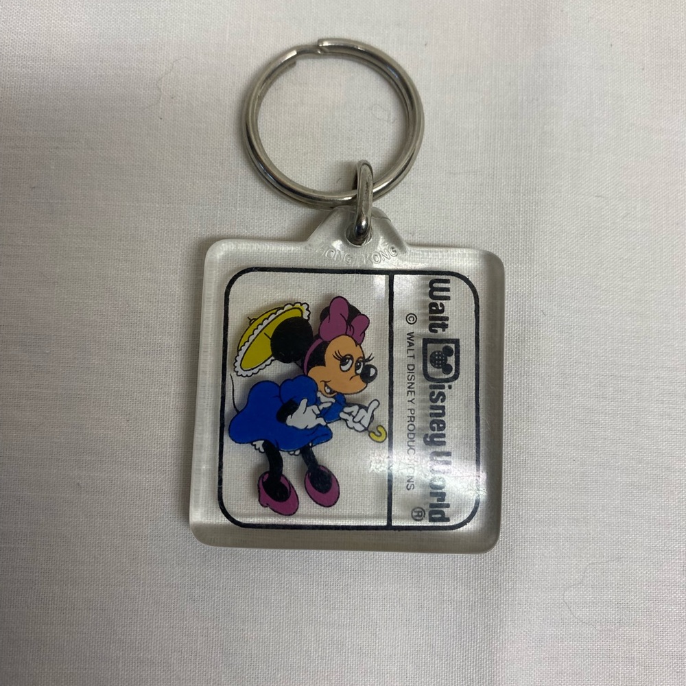 Vintage Walt Disney World Minnie Mouse Acrylic Keychain 1985